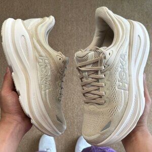 HOKA Women's Bondi 9 Running Shoes